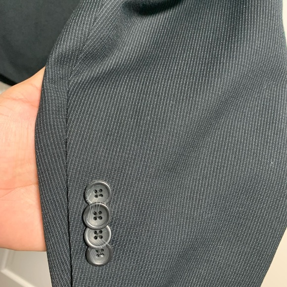 Blazer - Picture 5 of 5